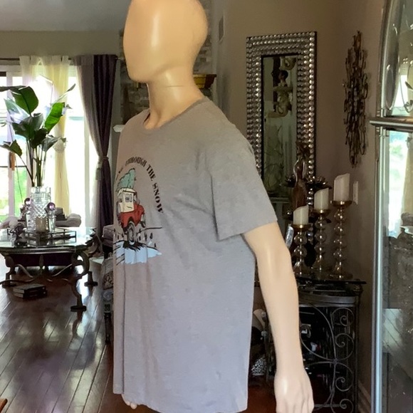 Old Navy “Dashing Through The Snow” Heather Gray Tee Shirt - Picture 9 of 16